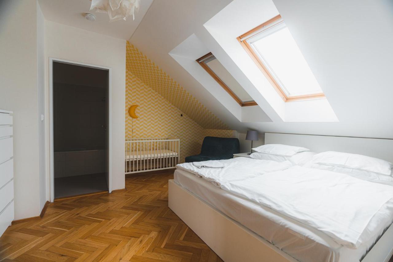 Veleslavin Apartments Prague Exterior photo
